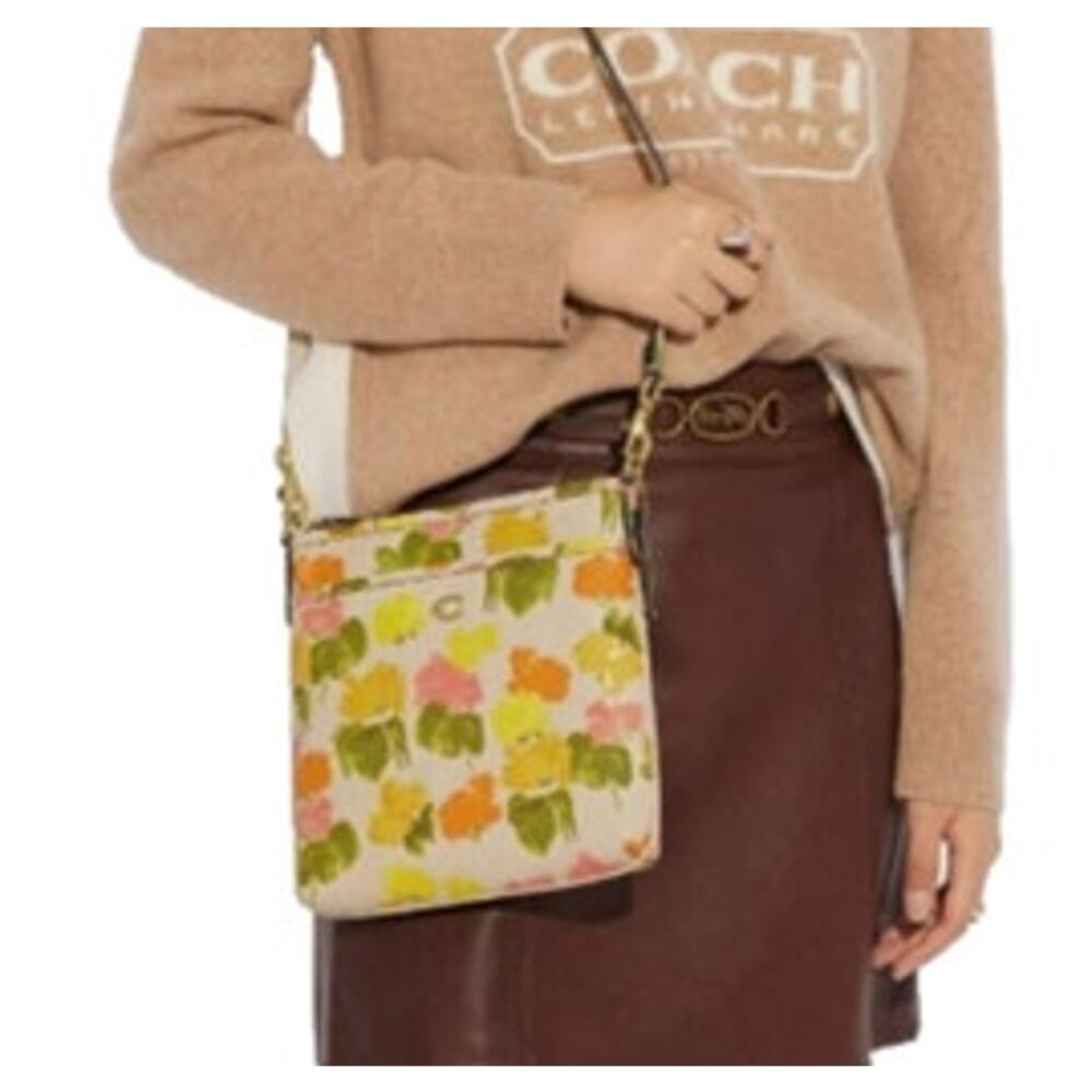 Coach Kitt Crossbody Floral Print Multi Pebble Leather CC556 - Picture 3 of 3